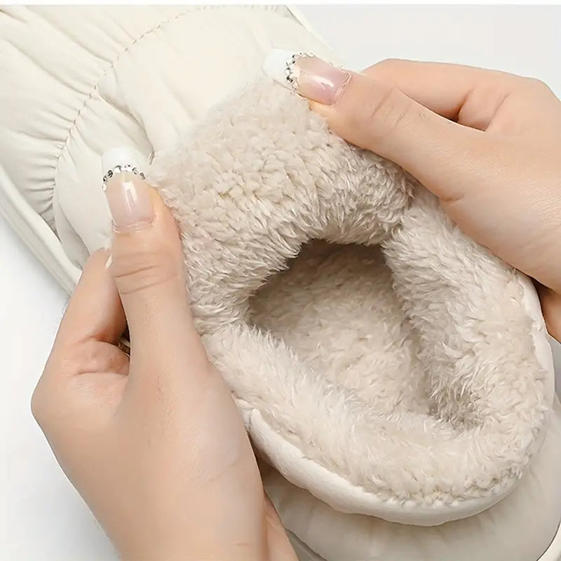 Women's Winter Puffer Slippers - Plush-Lined Non-Slip House Shoes | Lightweight & Warm Design